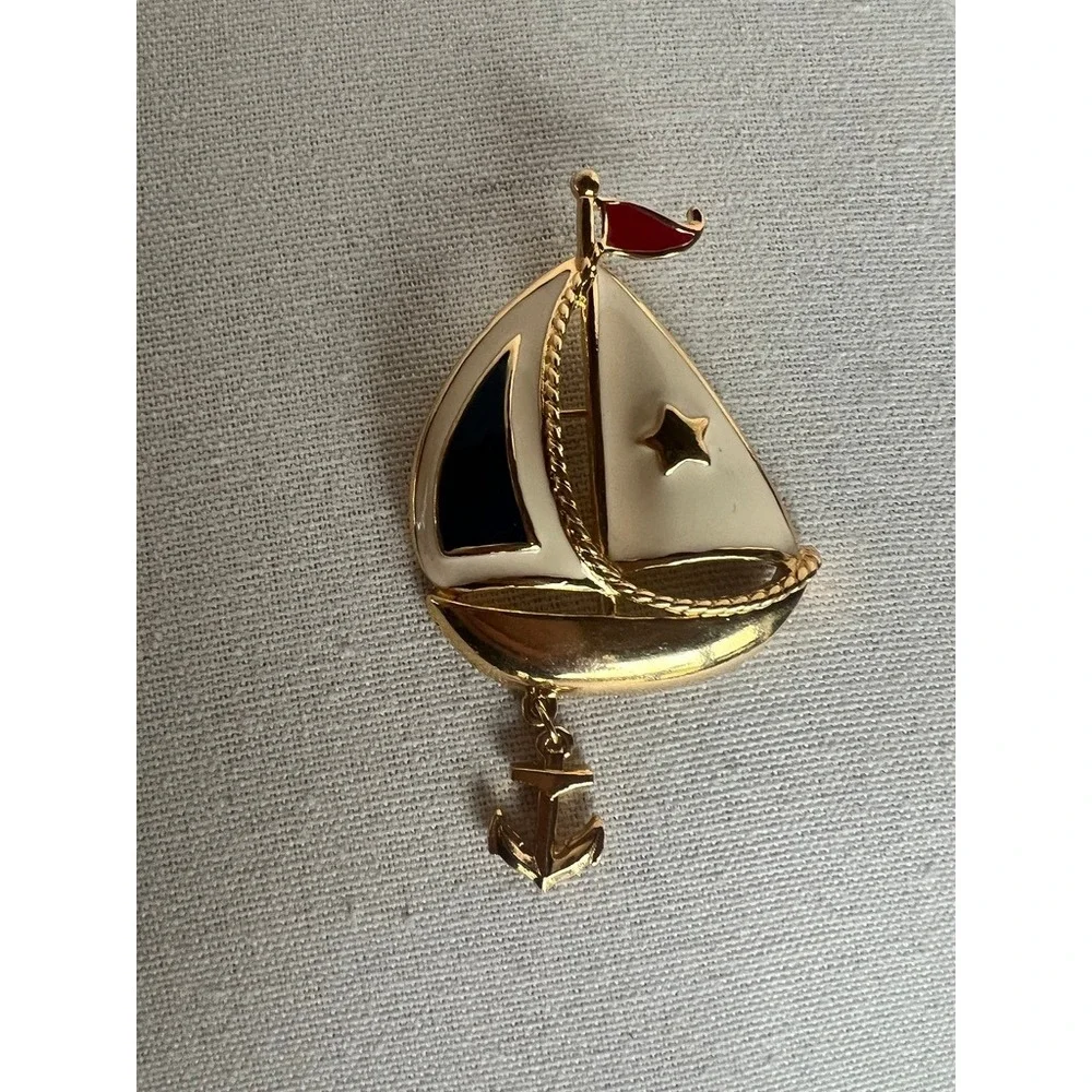 Avon Sailboat Brooch Nautical Enamel Anchor Charm Coastal Grandma Vintage Resort